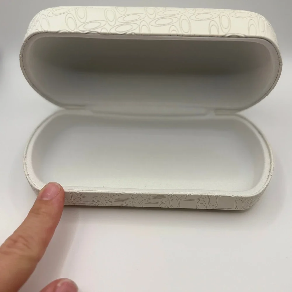 Oakley Eyeglass‎ Case Hard Shell White Ellipse Pattern Protective Storage